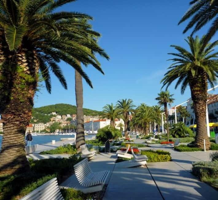 Split and Salona Cultural Heritage Day Tour from Trogir - Walking Split: Diocletian Palace and the classic landmarks you’ll actually understand