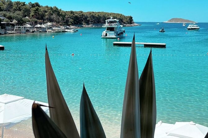 Split: Blue Lagoon, Hvar, Brač, 6 Islands Boat Tour - Small Group - Hvar Town and Fortica Views: Old Streets, Strong Views