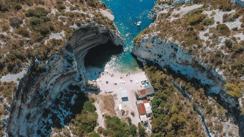 Split: Boat Tour to Blue Cave, Vis, Blue Lagoon, Hvar, Brač - Key things that make this tour worth your time