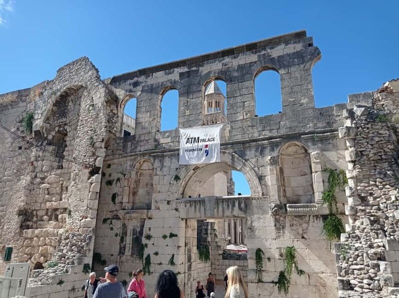 Split: Cultural Walking Tour with Anthropologist Guide - Starting at Park Josipa Jurja Strossmayera: your orientation plus the frame