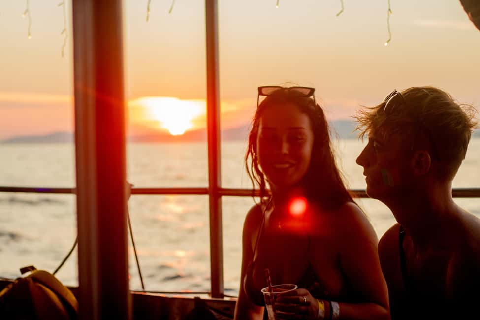 Split: Floating Festival Boat Party with Electronic Music - Checking In at Academia Club Ghetto Before the 3:00 PM Start
