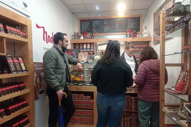 Split: Food Tasting Small Group Tour - Food Included - Food included: tastings, plus the “meal” expectation check