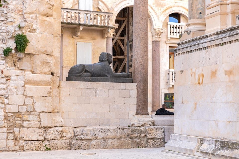 Split: Group or Private Walking Tour with Art Historian - Who should book this walking tour