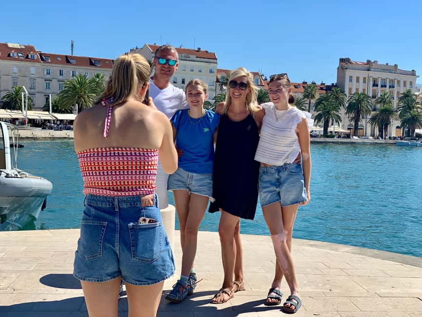 Split: Group or Private Walking Tour with Art Historian - Riva waterfront and Republic Square: where the past meets daily life