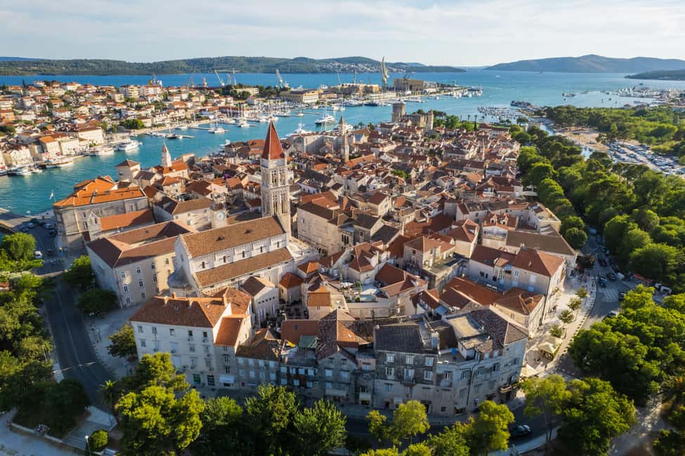 Split: Half-Day Blue Lagoon, Shipwreck, and Trogir Boat Tour - What’s Included vs What You Should Bring