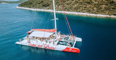 Split: Hvar, Pakleni, Brač & Šolta All-inclusive Tour - The Catamaran Ride: Smooth, Spacious, and Run Like a Show