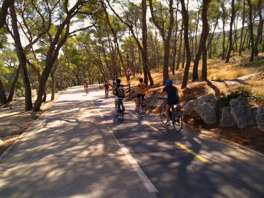 Split: Old Town and Marjan Park Bike Tour - Bikes, helmets, and e-assist: choosing the right effort level