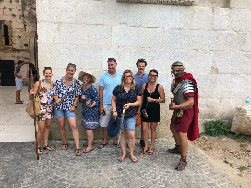 Split: Palace & Old Town Private Walking Tour-Entrance incl. - City Lodge/Loggia and the Golden Gate: more power, different era