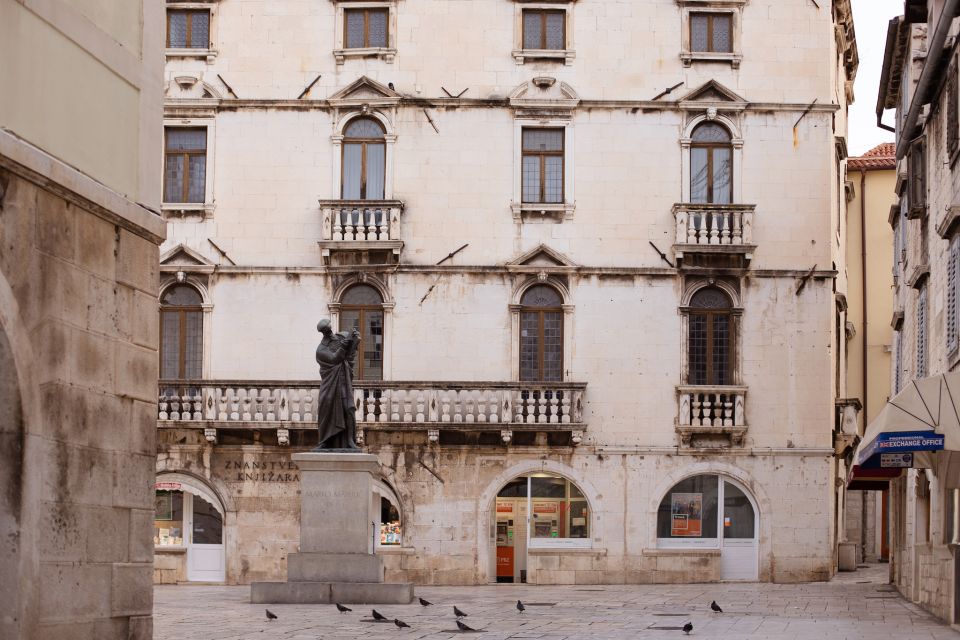 Split: Palace & Old Town Private Walking Tour-Entrance incl. - Fruit Square to Narodni trg (Pjaca): the old town’s living center
