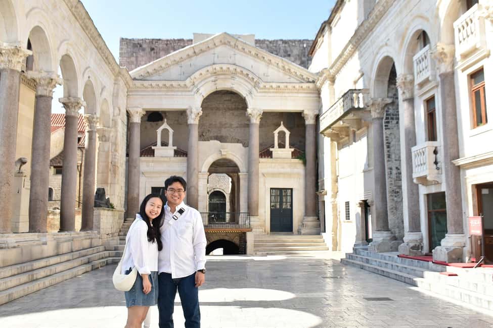Split: Photographer for your holidays! - Stop 1: Grgur Ninski Statue and Your First Solid Portraits