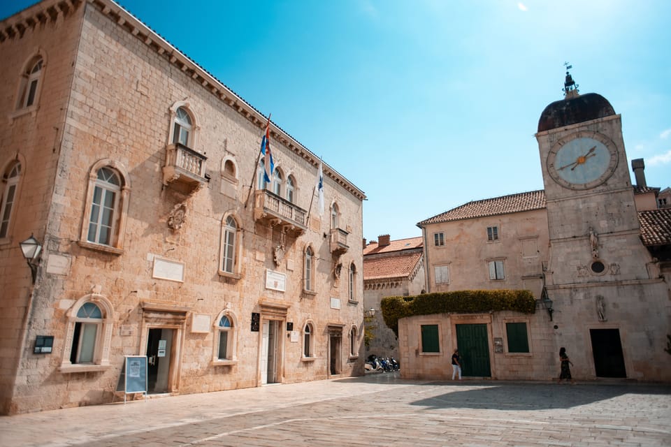 Split: Private tour to Salona, Vitturi castle and Trogir - A smart route through Dalmatia’s eras, in 6 hours