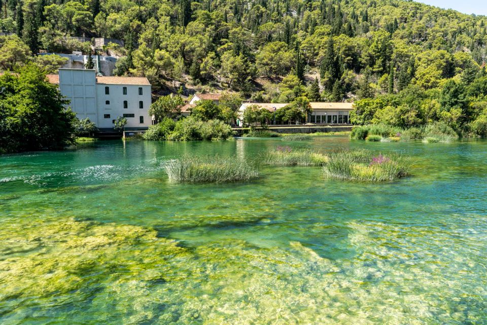 Split: Private Transfer to Krka with Driver & Optional Guide - Crowds and waterfall expectations: how to set yourself up