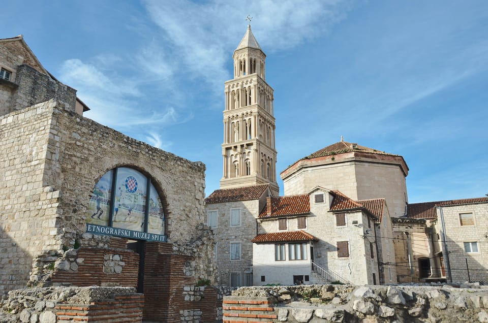 Split: Private Walking Tour for Families with kids (5-17y) - Sweet Time: Chocolate and Confections Built Into the Tour