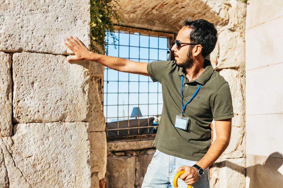 Split: Private Walking Tour with Diocletian's Palace - Peristil: the palace courtyard that explains everything