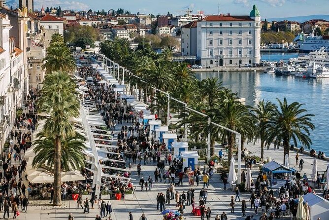 Split Quest Experience: Discover the City - Landmarks with real names: Gregory of Nin and Marko Marulić
