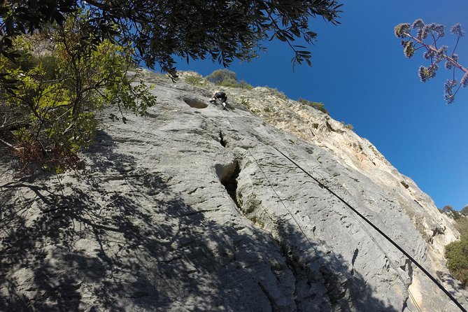 Split Rock Climbing Tour - The churches and hermit settlements stop: more than a scenic backdrop