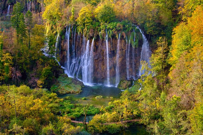 Split to Plitvice Lakes Private Tour with Local Guide - From Split to Plitvice: door-to-door comfort that saves energy