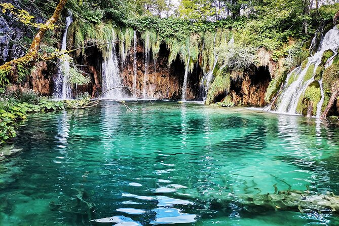 Split to Zagreb or airport Zagreb via Plitvice lakes for singles or couples - Timing that matters: early start and how to plan around it