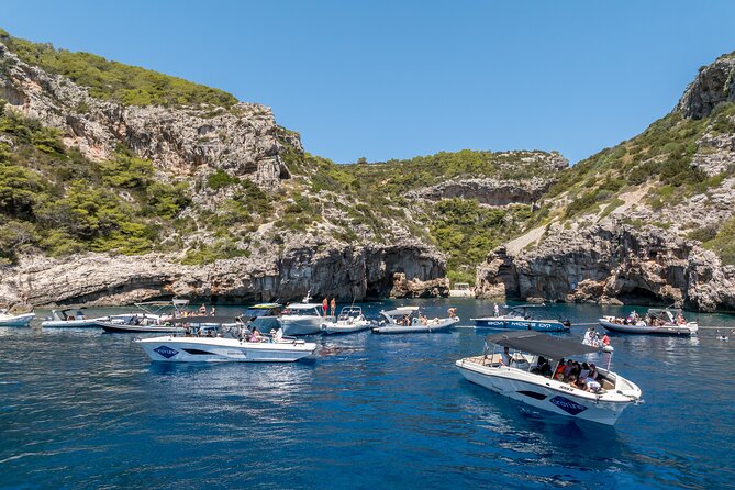 Split/Trogir: Blue Cave, Vis and Hvar Small Group Tour - Pakleni Islands: quick stops for coves and photos