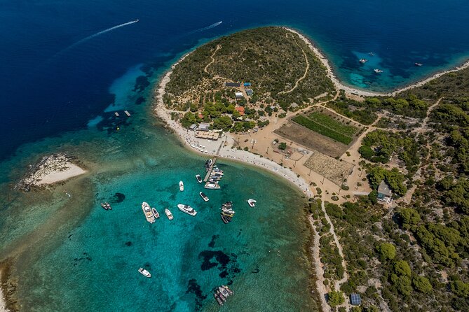 Split/Trogir: Blue Cave, Vis and Hvar Small Group Tour - Hvar town and Fortica: the day’s best chance to go slow