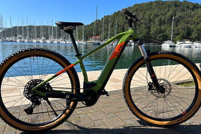 Tour Electric Bike Ride Through the Krka National Park - Starting in Skradin: the meeting point and the feel of the day