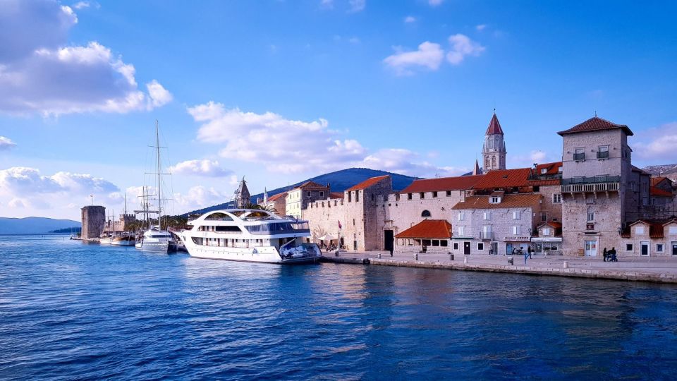 Trogir 1.5-Hour City Tour - Trogir North Gate: ending where the city boundary becomes a story