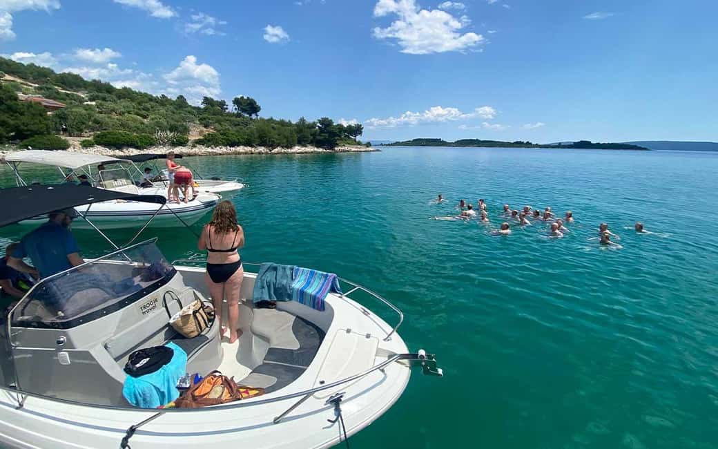 Trogir: White Lagoon, Maslinica & Blue Lagoon Speedboat Tour - Should you book the Trogir: White Lagoon, Maslinica & Blue Lagoon Speedboat Tour?