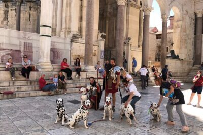 Walking Tour of Split and Diocletian's Palace - Start at Peristil ul., then use the palace like a map